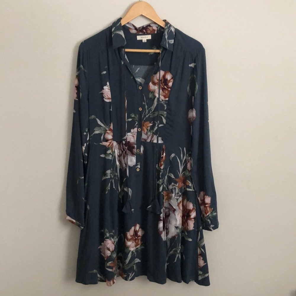 Gilli Long Sleeve Button up Dress sz Large